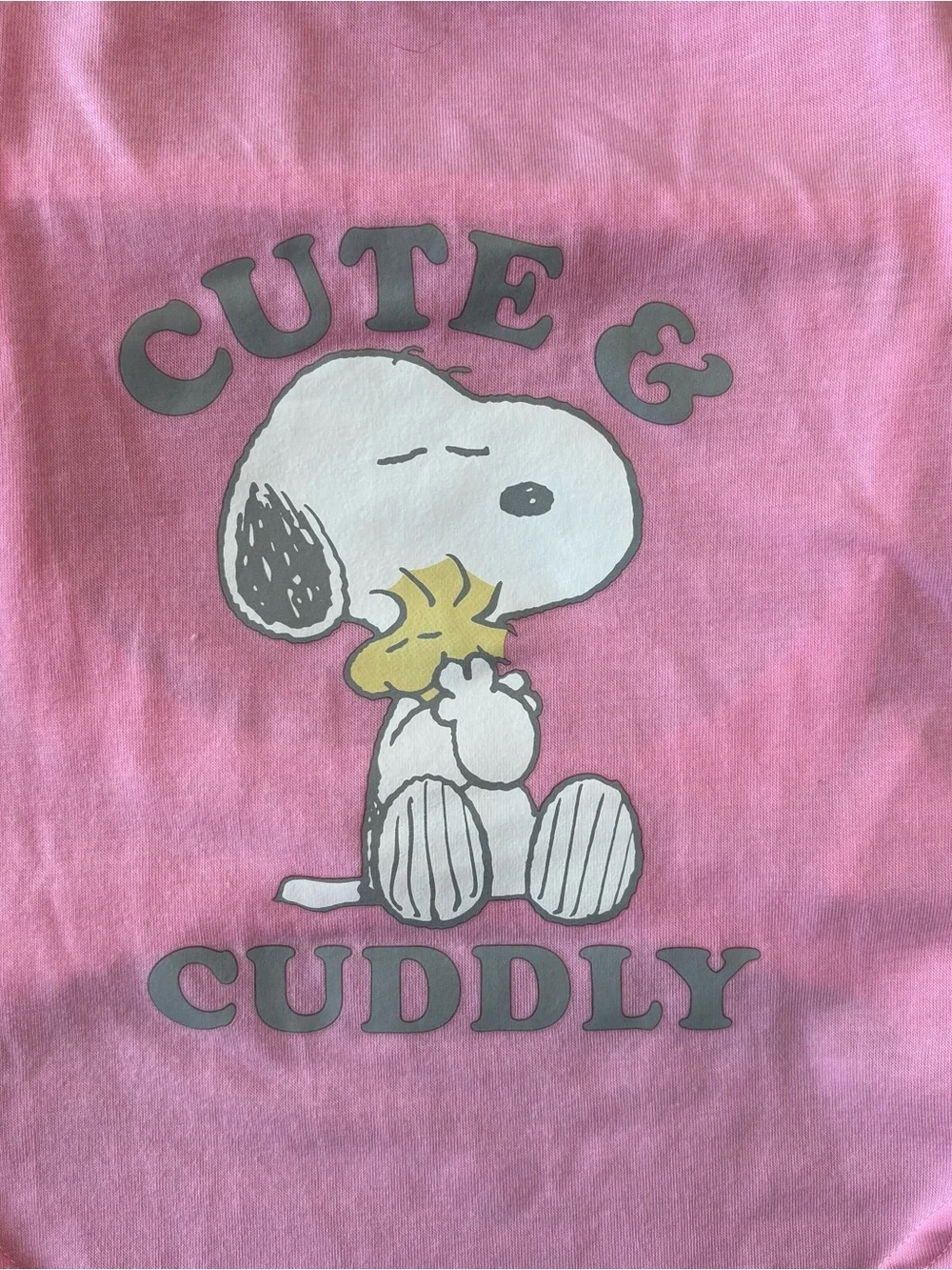 Peanuts Snoopy Cute & Cuddly Dog T‑Shirt – Size M